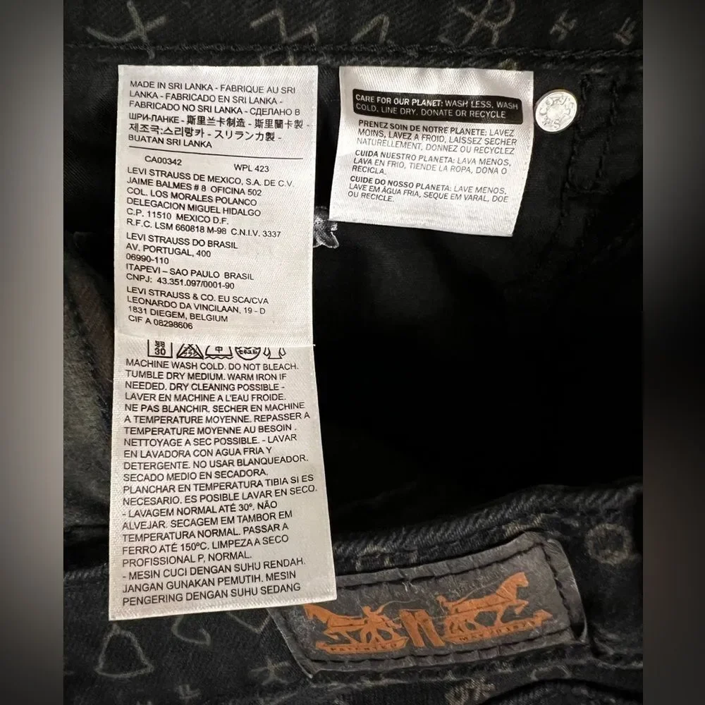 Levi's Legging Fit Skinny Mid Rise Jeans Black Grey Symbols‎ Woman's size 31x30